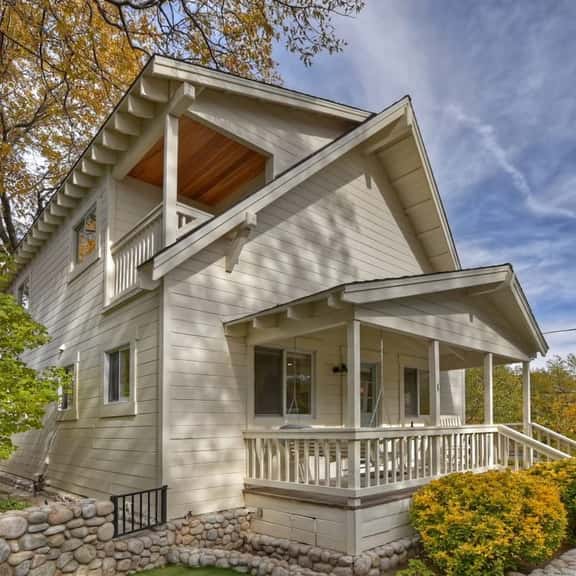 Walk to Lake | Dreamy 3bed 3bath Home | Sleeps 7 - Image 1