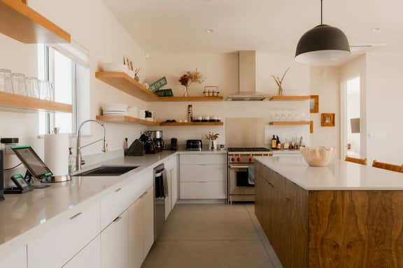 Blazing Star Off-Grid Home Steps To Park 5 beds - Image 2